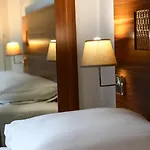 Hotel The Originals City. Gare Colmar
