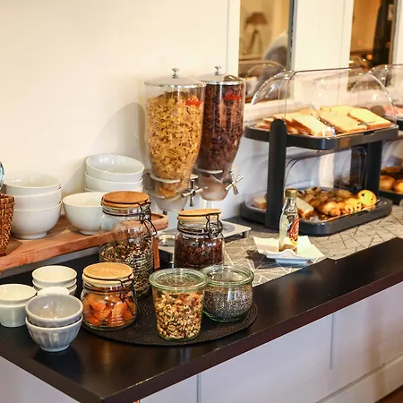 The Originals City, Gare