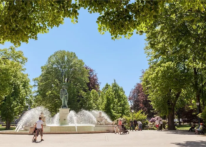 Hotel The Originals City, Hotel Colmar Gare